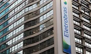 Capitalização da Eletrobras deve sair até julho, diz ministro Bento de Minas e Energia
