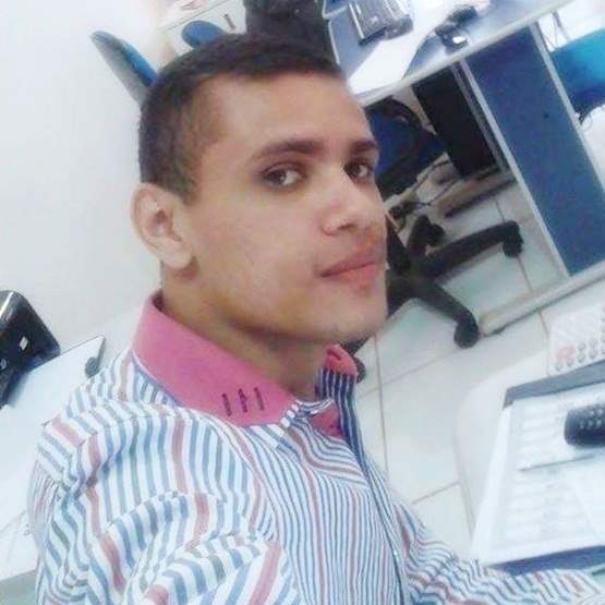 Empresário que deu golpe de passagens aéreas se apresenta à Polícia 