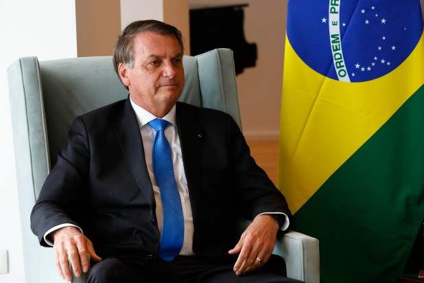 Após filiação, presidente Bolsonaro começa a avaliar perfis para candidatura a vice