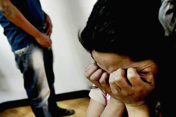 Mulher é agredida e estuprada após dar abrigo a foragido da Justiça