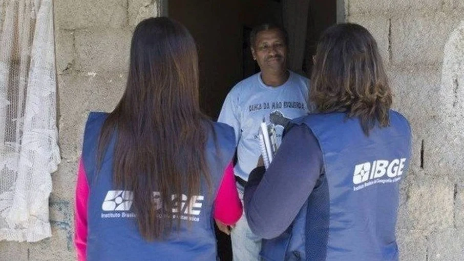 Censo atrasa e deve ser concluído apenas em dezembro, afirma direção do IBGE
