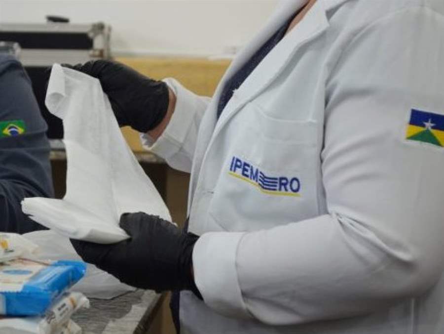 Ipem Rondônia orienta consumidores na hora da compra de material escolar
