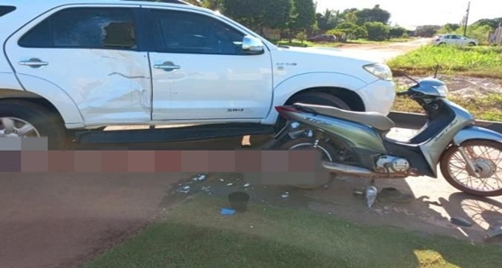 Ocupantes de Biz ficaram feridas após atingirem lateral de caminhonete em Rolim de Moura