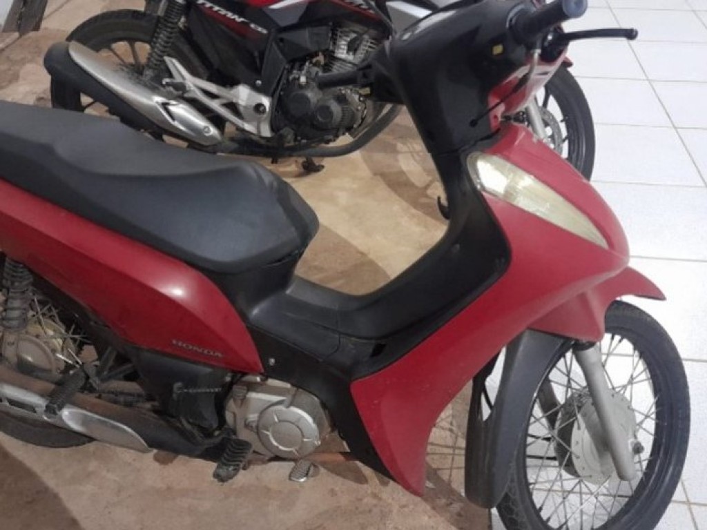 Casal é preso após usar chave micha para furtar moto no Espaço Alternativo 