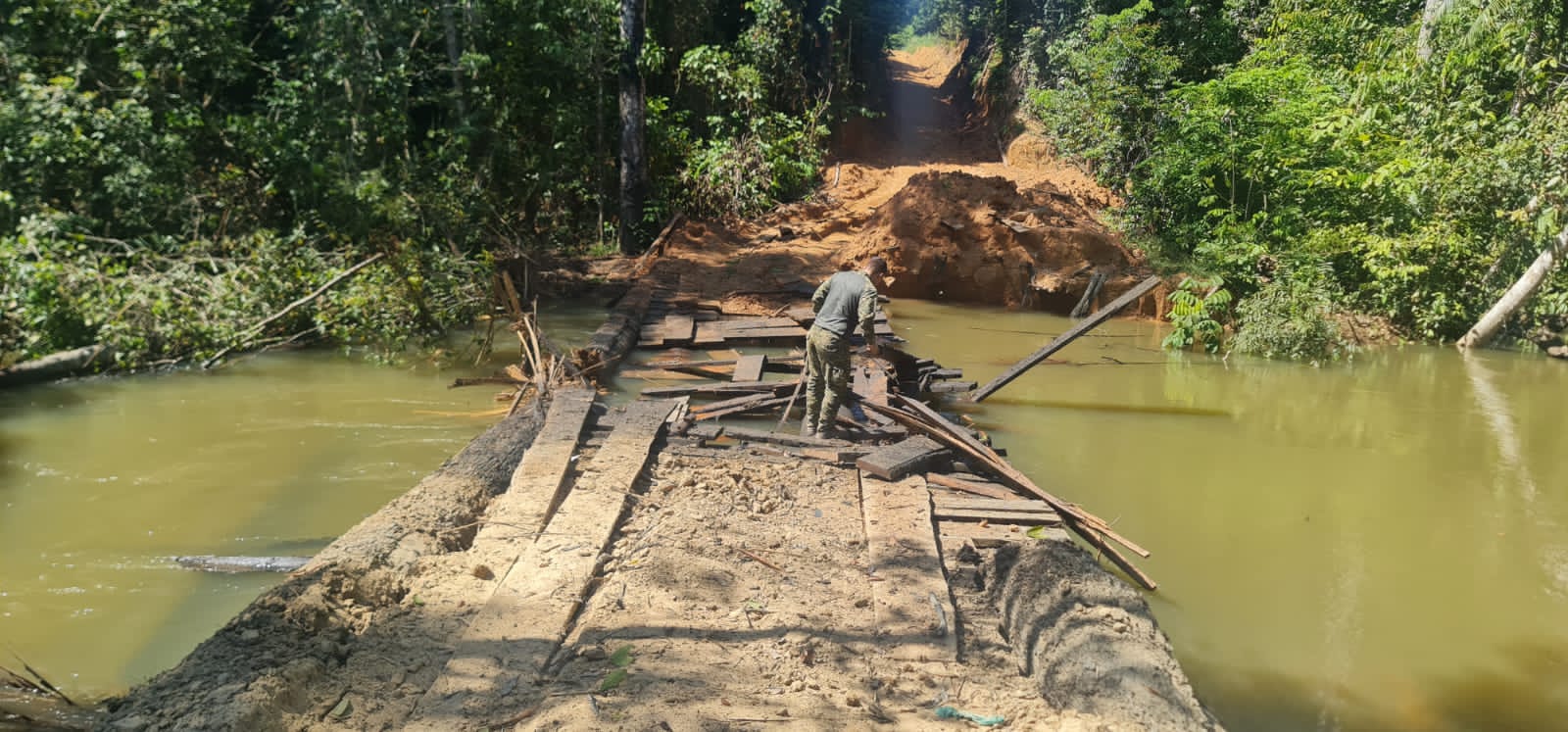 Polícia Federal realiza fiscalização em Terra Indígena Karipuna