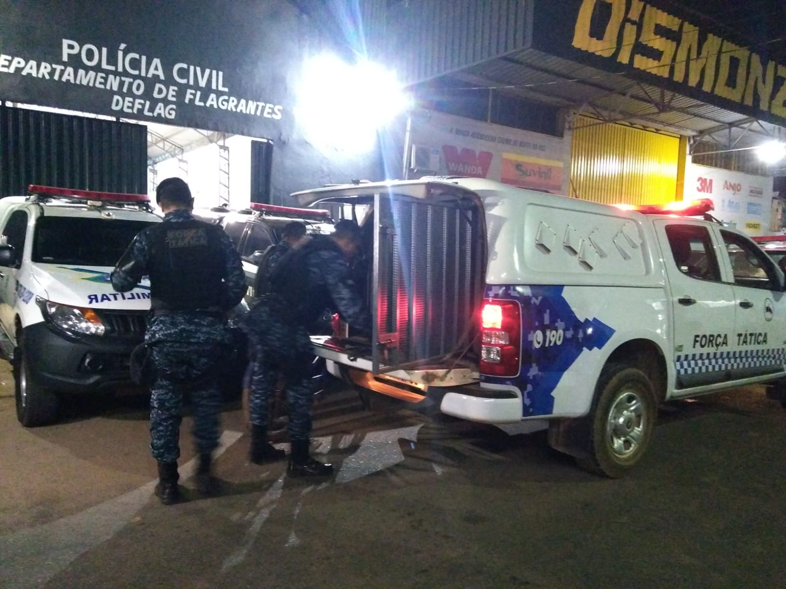 Mulher é roubada por dupla em motocicleta na BR-364 em Porto Velho