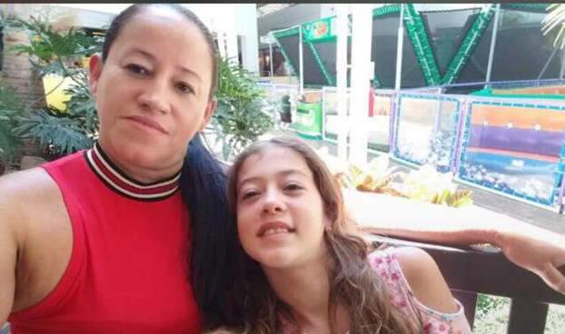 Jovem de 20 anos mata mãe e irmã com mais de 40 facadas enquanto dormiam