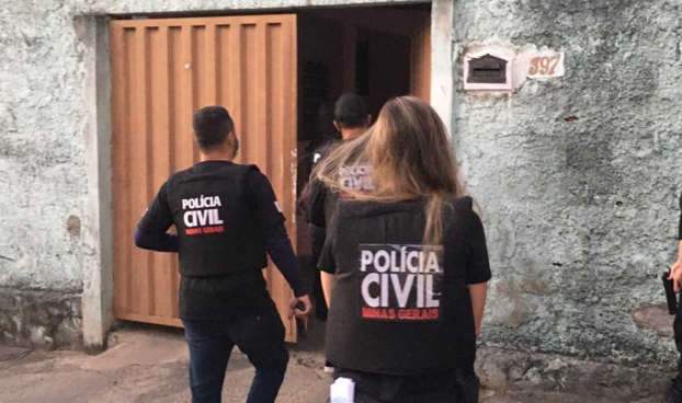 Polícia prende suspeitos de estupro coletivo e monitor que abusava da filha