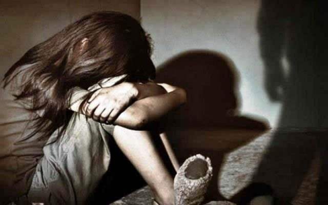 Pai de criança de 3 anos é preso por agredir idoso que estuprou sua filha na zona Leste