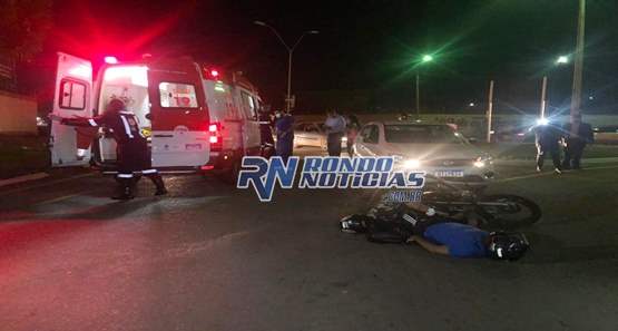 Carro invade preferência e atropela pai e filha em moto na zona sul da capital 