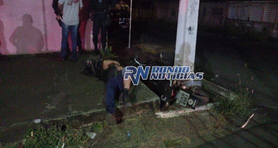  Mulher dirigindo Toyota invade preferencial acerta motociclista que fica grave