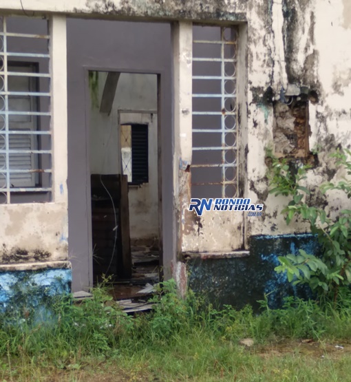 Casas abandonadas no centro de Porto Velho servem de abrigo a marginais e ao tráfico de drogas 