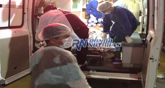 Criminosos abordo de carro disparam e acertam quatro pessoas na zona leste