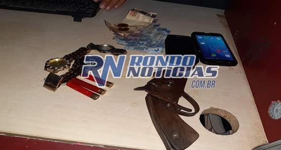 Presos três suspeitos de roubo de caminhonete na BR364
