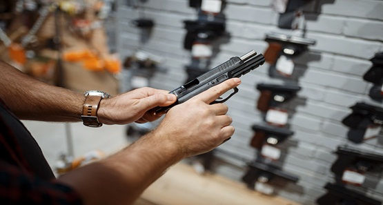 Frente Parlamentar pelo Controle de Armas e Munições  é criada hoje 