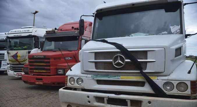 Auxílio caminhoneiro paga nesta terça R$ 2.000 a mais 140 mil motoristas
