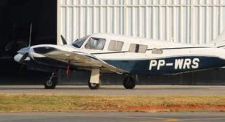 Avião bimotor cai com três pessoas a bordo em Ubatuba, alto mar,  no litoral norte de SP
