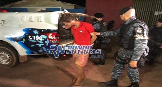 Polícia prende suspeito que estava desmontando veículo após ter furtado