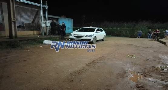 Dupla tenta assaltar policial penal que reage e mata um dos marginais