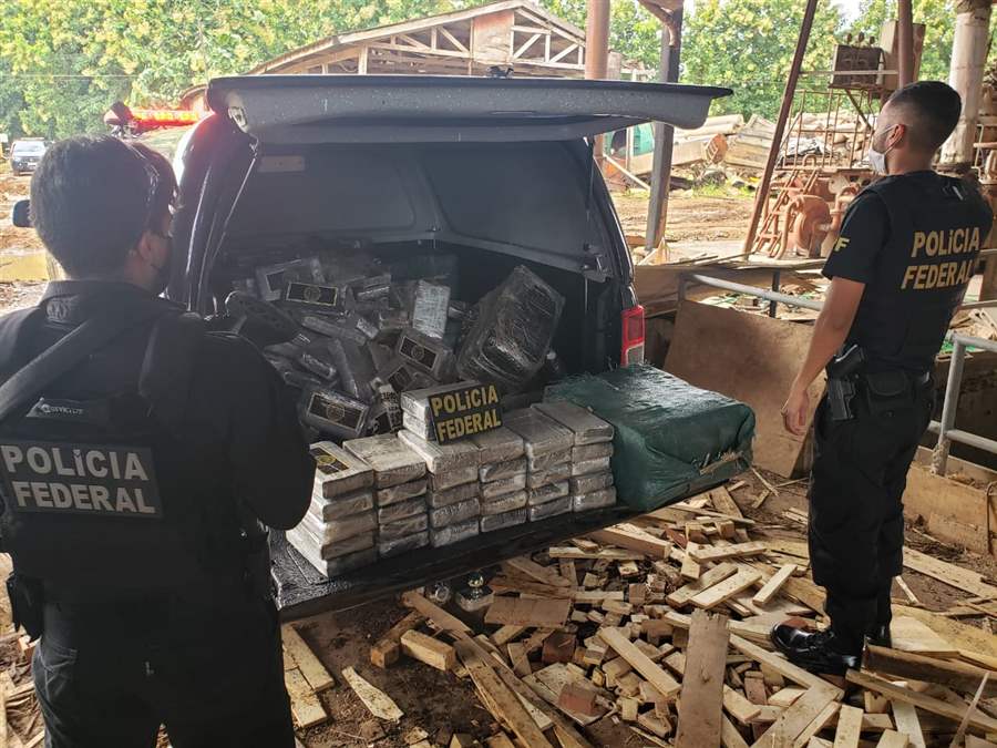 Polícia Federal incinera mais de uma tonelada de drogas em Rondônia