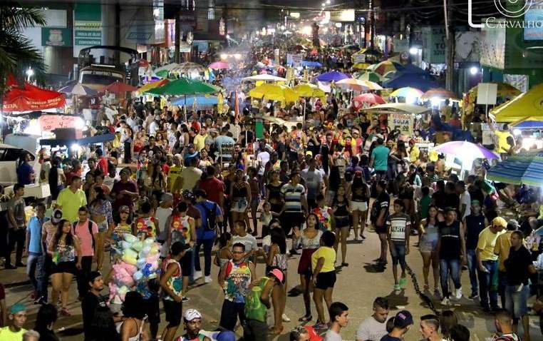 Foragido da justiça é preso pulando carnaval na zona sul 