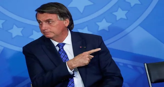 Presidente Jair Bolsonaro pressiona por decreto de calamidade para ampliar gastos