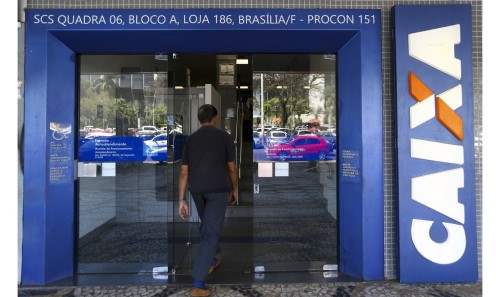 Caixa libera abono salarial para trabalhadores nascidos em abril
