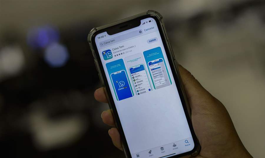 Nascidos em dezembro podem atualizar dados cadastrais no Caixa Tem