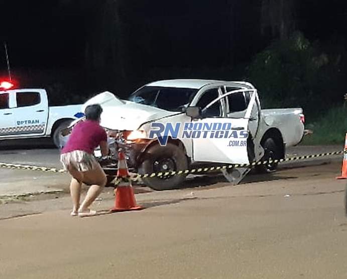 Batida forte entre caminhonetes deixa mulher e filho de motorista feridos na Capital