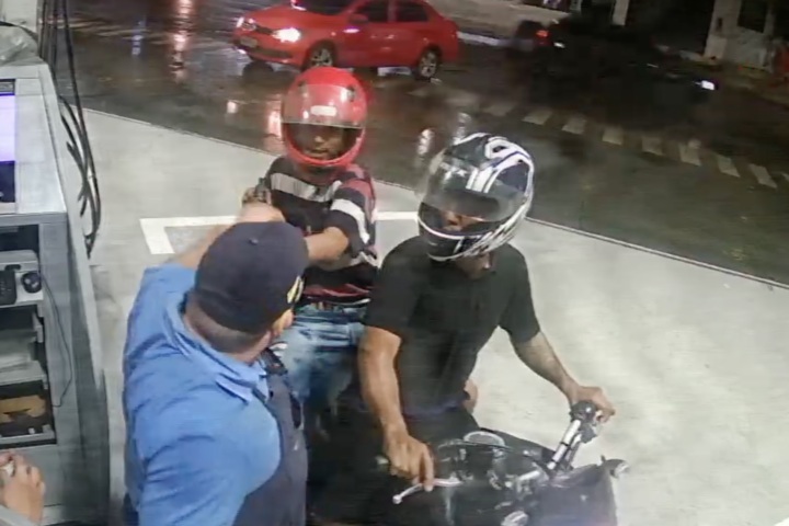 Frentistas vivem momentos de terror durante assalto a posto de combustíveis; veja o vídeo