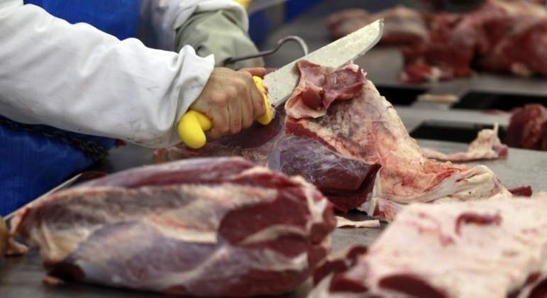 Alta no preço da carne deve durar até maio, dizem especialistas
