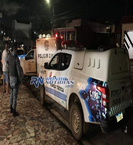 Homem é executado com vários tiros em cima da cama em sua residência
