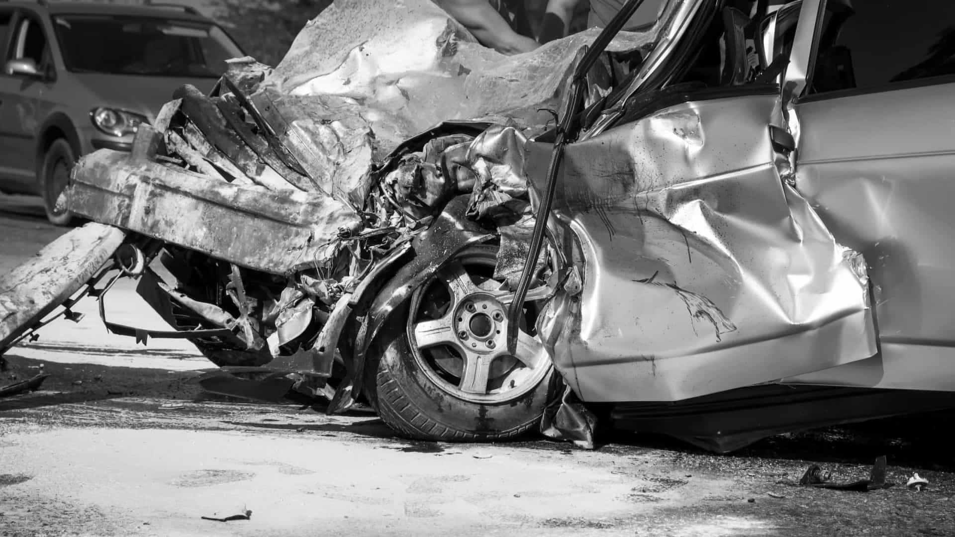 Projeto quer obrigar motorista alcoolizado que causa acidente grave a pagar pensão
