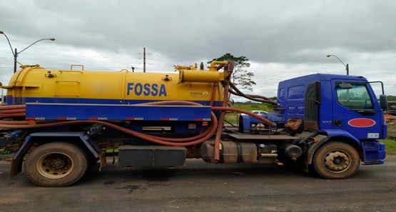  PRF e ANP identificam transporte de gasolina em caminhão "limpa fossa"