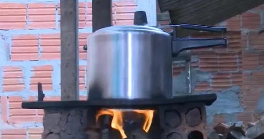 Veja regras de fabricação e dicas de especialistas para usar panela de pressão com segurança
