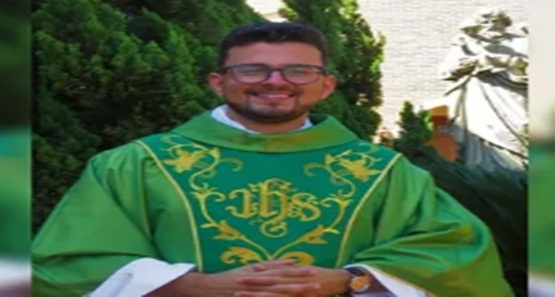 Padre suspeito de atropelar homem e fugir sem prestar socorro estava com a CNH vencida
