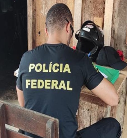Polícia Federal cumpre mandado contra homem que armazenava pornografia infantojuvenil 