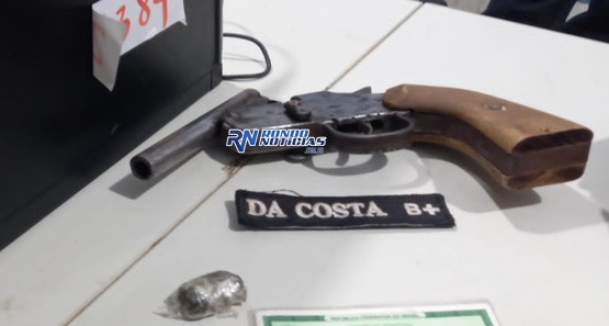 Dupla é presa momento em que ia cometer assaltos na zona leste 
