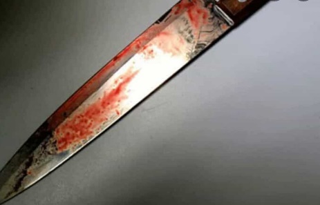 Homem é atacado a facadas pela ex que não aceitou fim do relacionamento 
