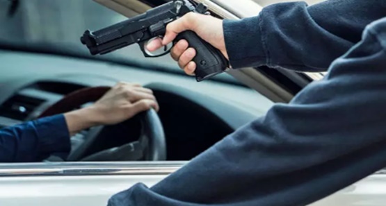  Motorista de aplicativo é roubado por criminosos na capital