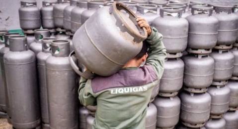 
Preço do gás de cozinha varia 32% no Brasil; veja o ranking dos estados