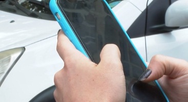 Usuários comemoram chegada de recurso do WhatsApp que permite esconder 'online'
