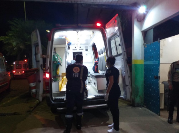 Homem é ferido com golpe de facão após reagir a assalto na capital 