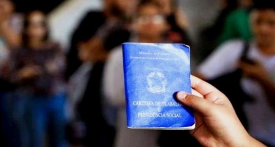 Taxa de desemprego cai para 8,9% em junho, a menor desde 2015 segundo Ipea
