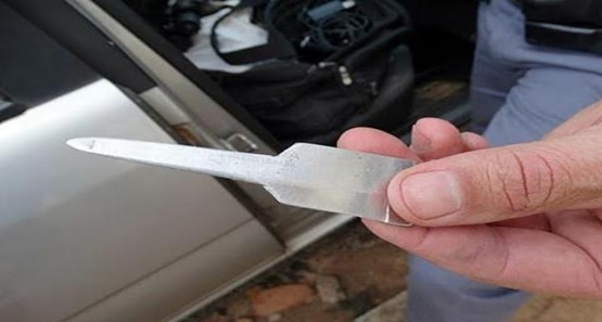 Usando chave mixa bandidos  furtam cinco armas da casa de policial civil na capital 