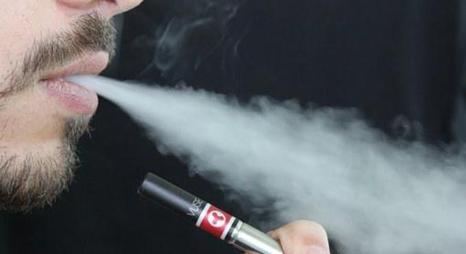 Ministério da Justiça proíbe venda de 33 marcas de cigarros eletrônicos
