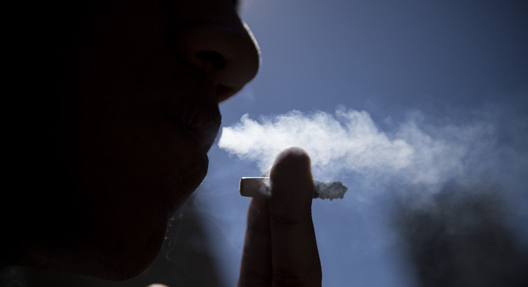 
Pesquisa aponta que tabaco e álcool são as principais causas de câncer no mundo