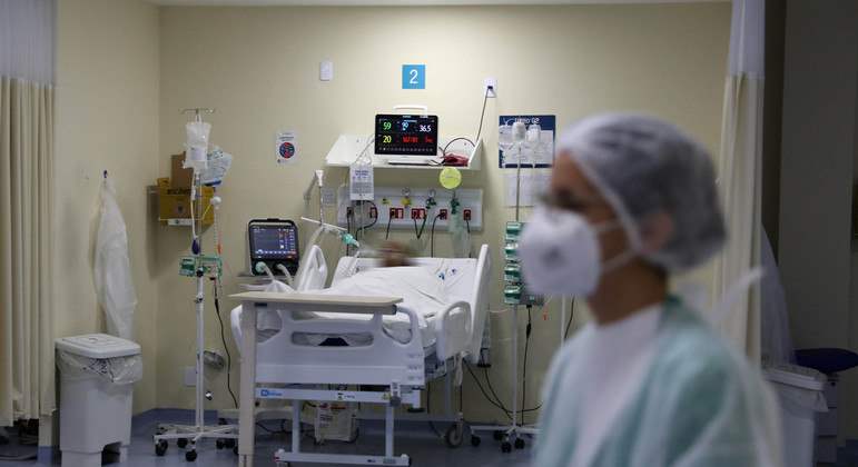 Brasil registra 1.605 mortes por covid e 45.022 novos casos em 24h
