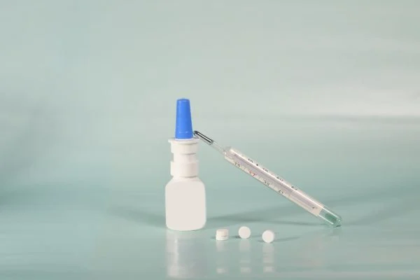 Spray nasal contra Covid e influenza chegará ao Brasil em fevereiro, diz biofarmacêutica