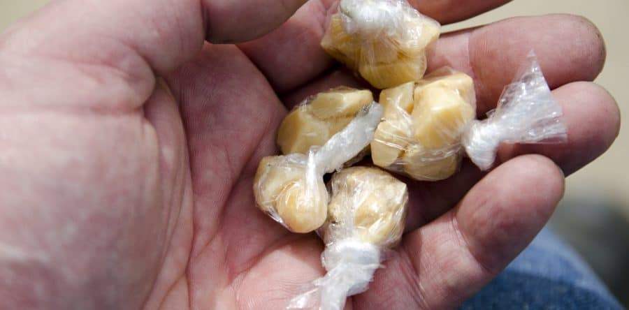 Presa dupla que abastecia bocas de fumo na Zona Sul da capital